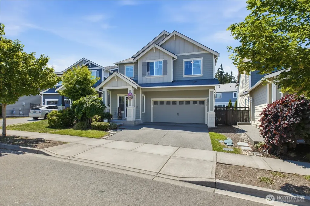 33161 Glacier Avenue SE Black Diamond WA 98010