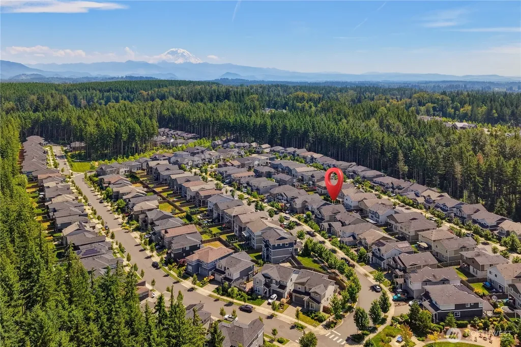 33161 Glacier Avenue SE Black Diamond WA 98010