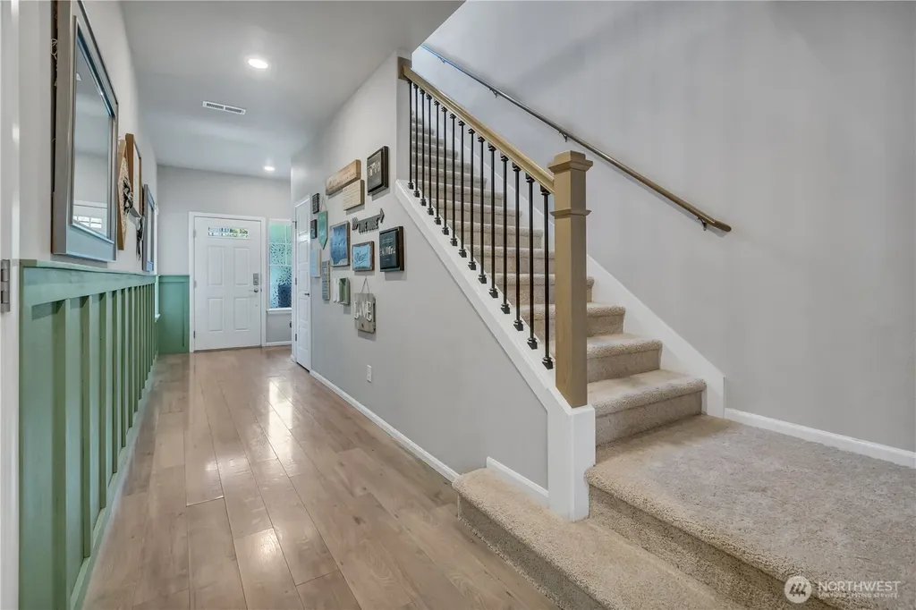 33161 Glacier Avenue SE Black Diamond WA 98010