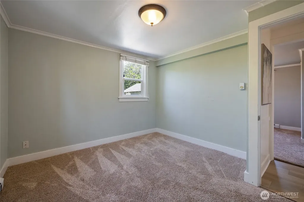 3915 N 11th Street Tacoma WA 98406