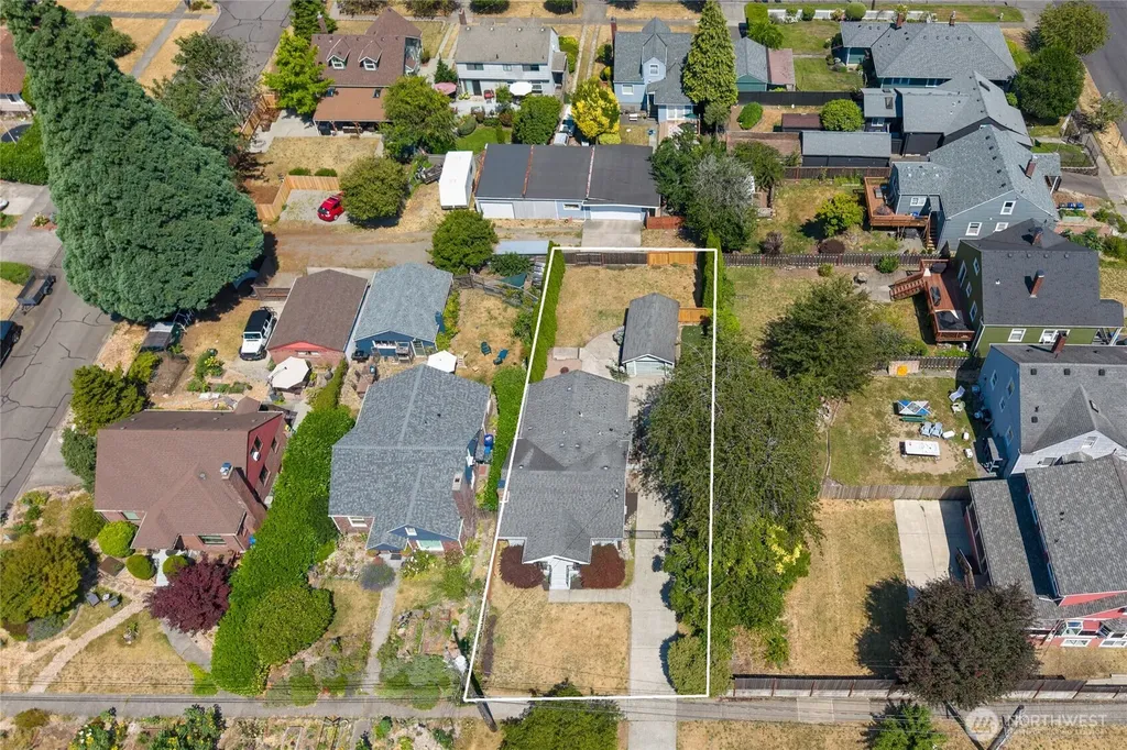3915 N 11th Street Tacoma WA 98406