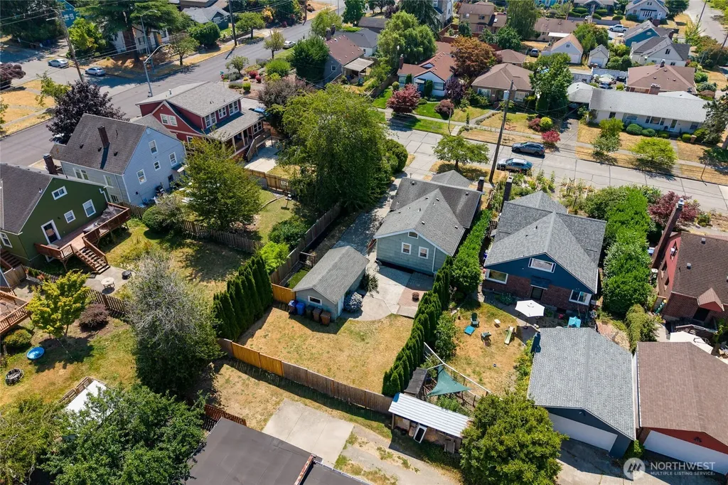 3915 N 11th Street Tacoma WA 98406