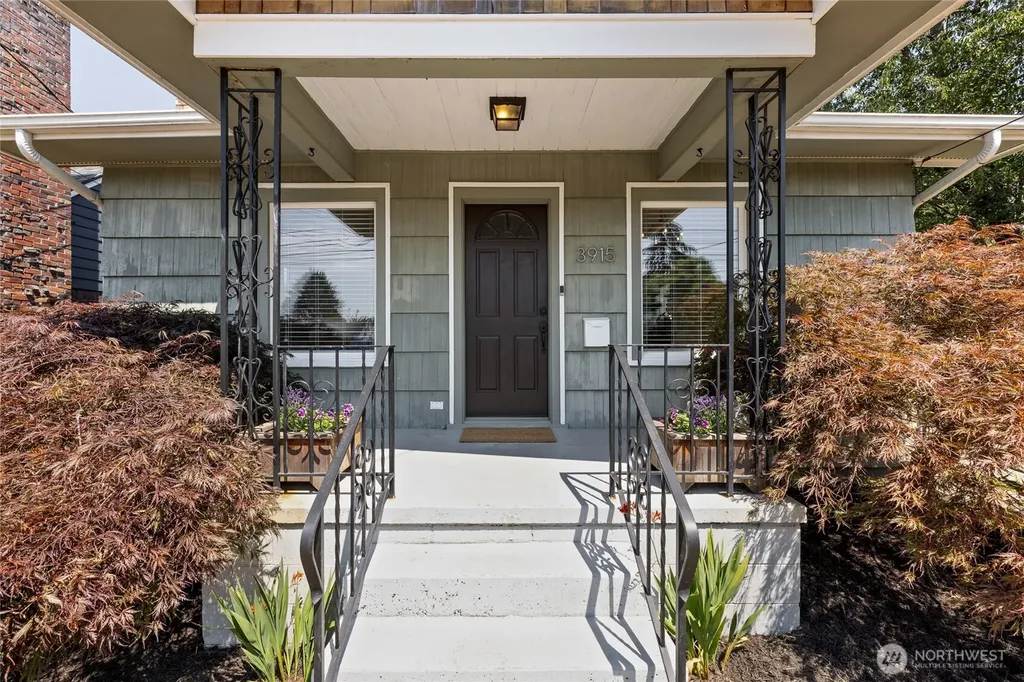 3915 N 11th Street Tacoma WA 98406