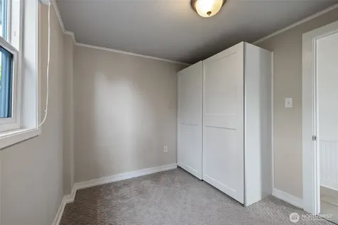 3915 N 11th Street Tacoma WA 98406