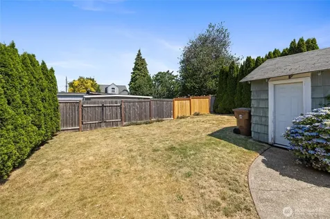 3915 N 11th Street Tacoma WA 98406