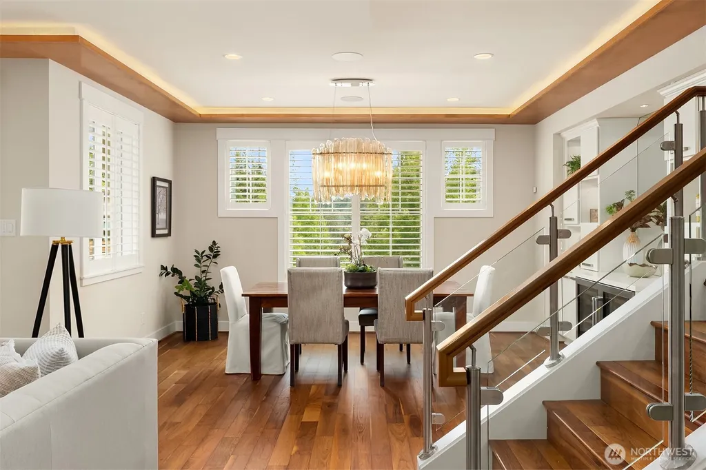 867 224th Avenue NE Sammamish WA 98074