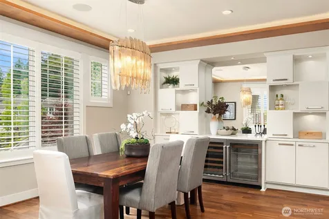 867 224th Avenue NE Sammamish WA 98074