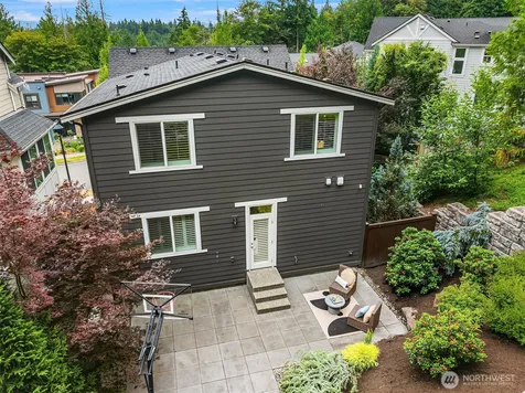 867 224th Avenue NE Sammamish WA 98074