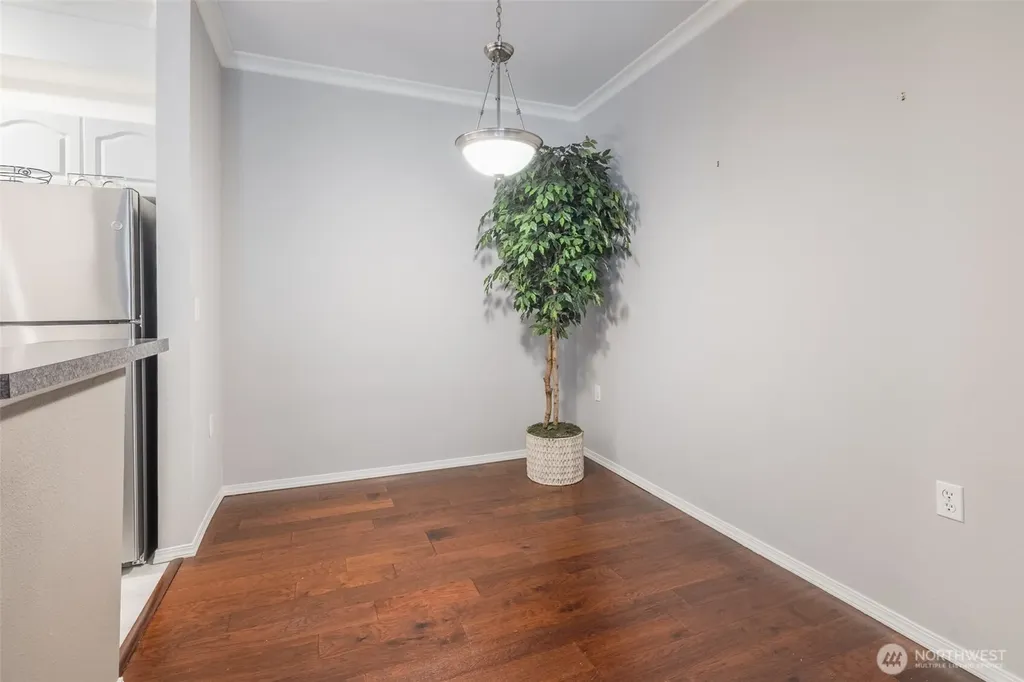 801 N Rainier Avenue Renton WA 98057