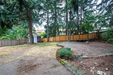 8913 172nd Street Ct E Puyallup WA 98375