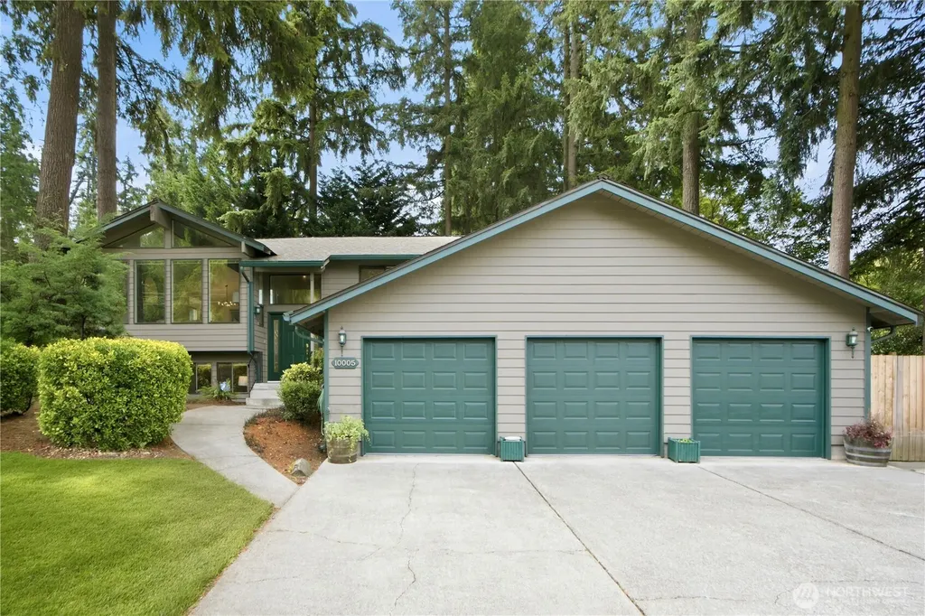 10005 SE 267th Street Kent WA 98030