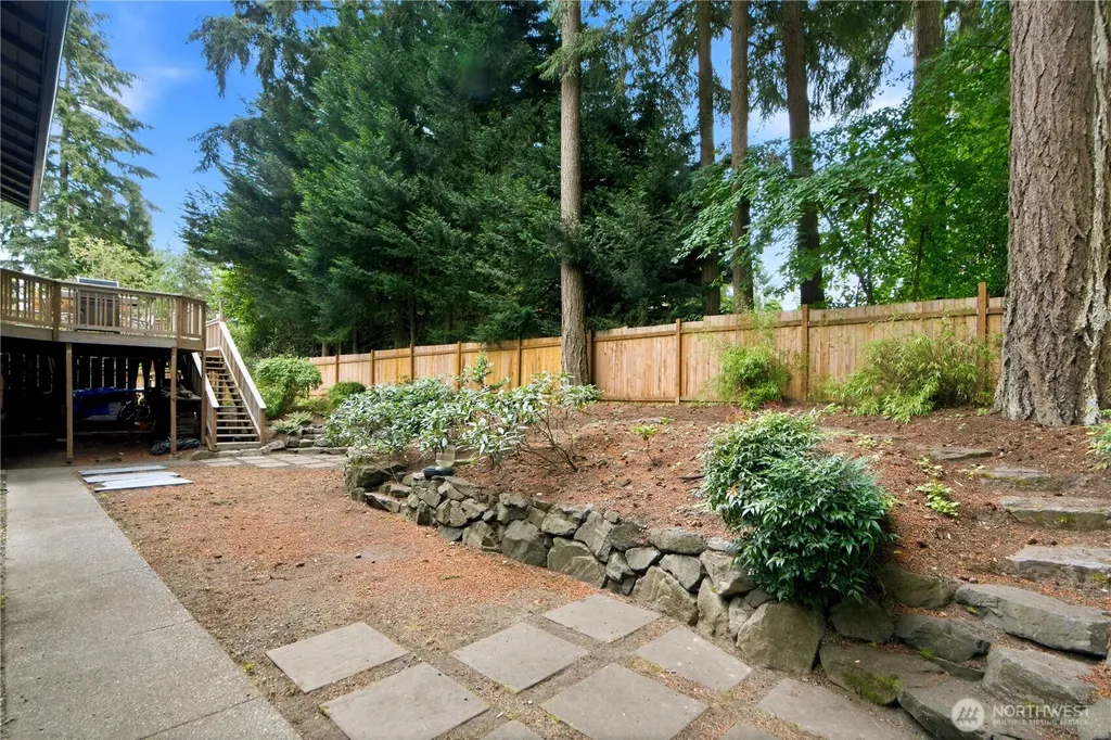 10005 SE 267th Street Kent WA 98030