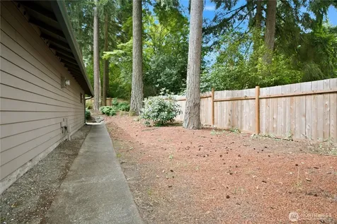 10005 SE 267th Street Kent WA 98030
