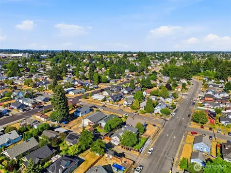 5312 S Fife Street Tacoma WA 98409