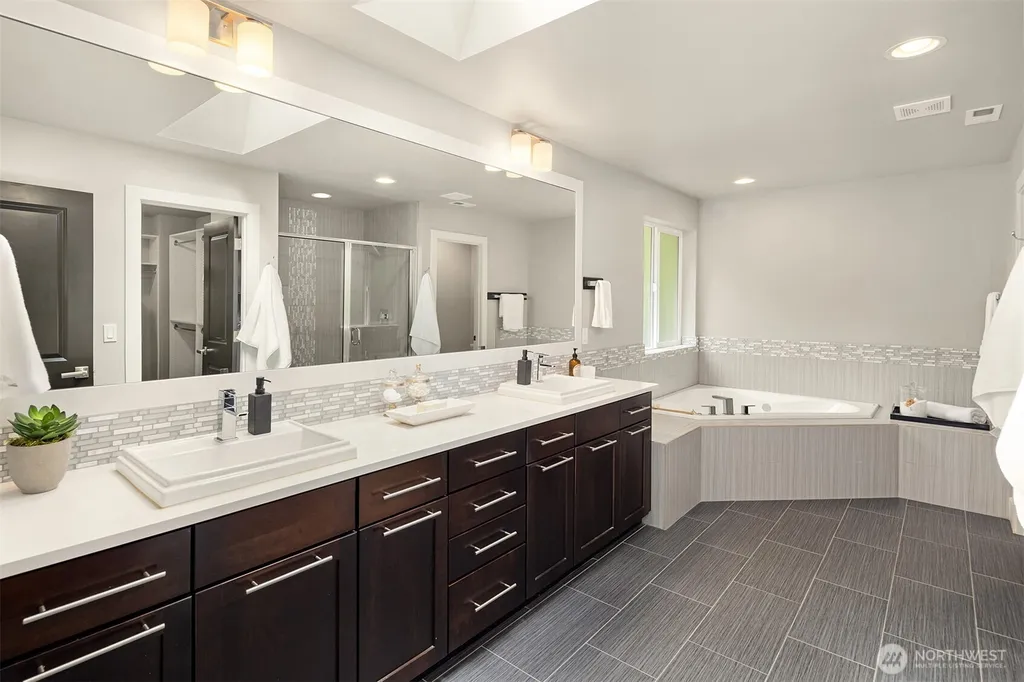 3428 171st Street SW Lynnwood WA 98037