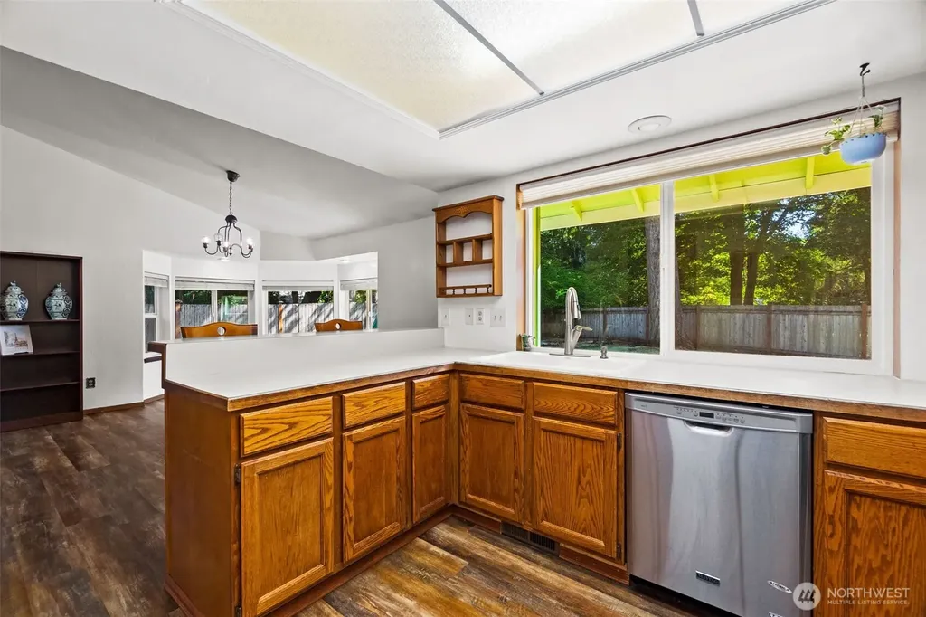 3930 Oxford Loop SE Lacey WA 98503