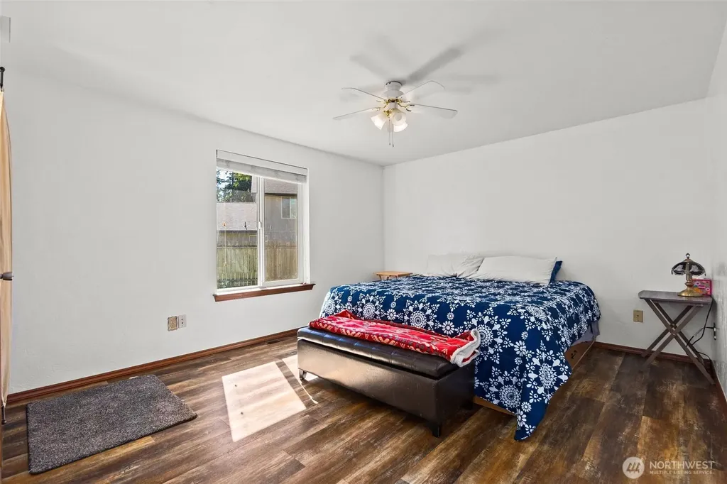 3930 Oxford Loop SE Lacey WA 98503