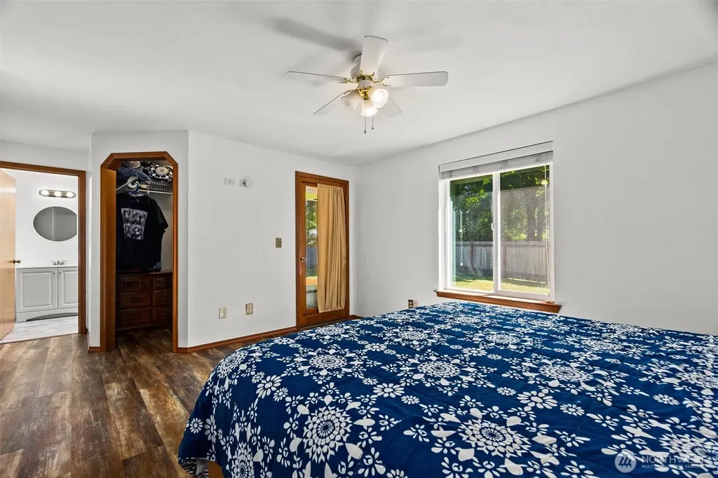 3930 Oxford Loop SE Lacey WA 98503