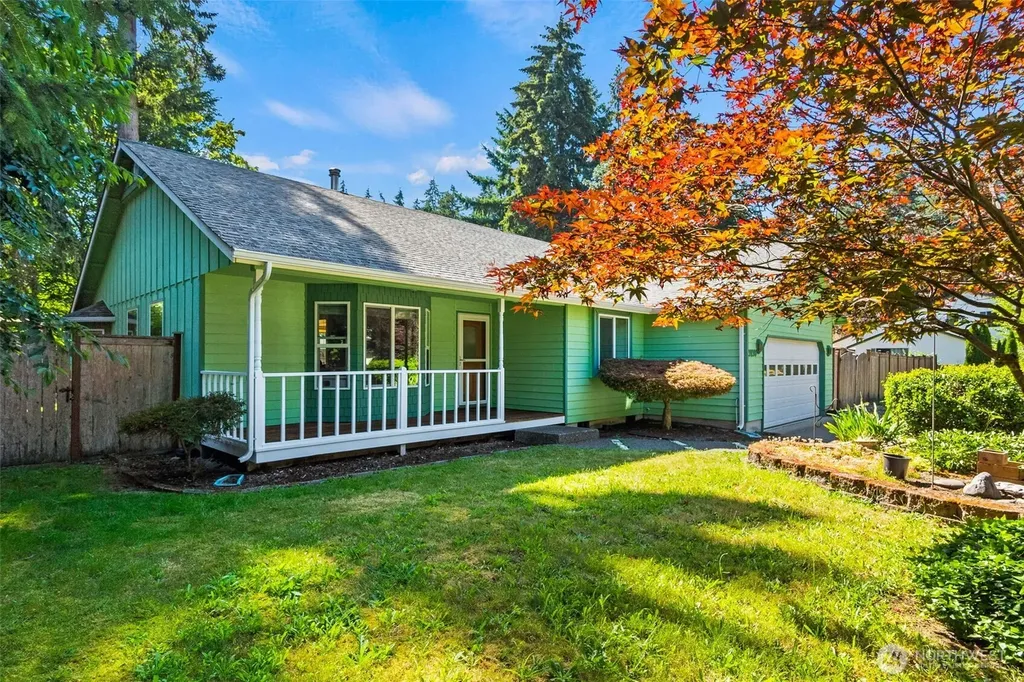 3930 Oxford Loop SE Lacey WA 98503