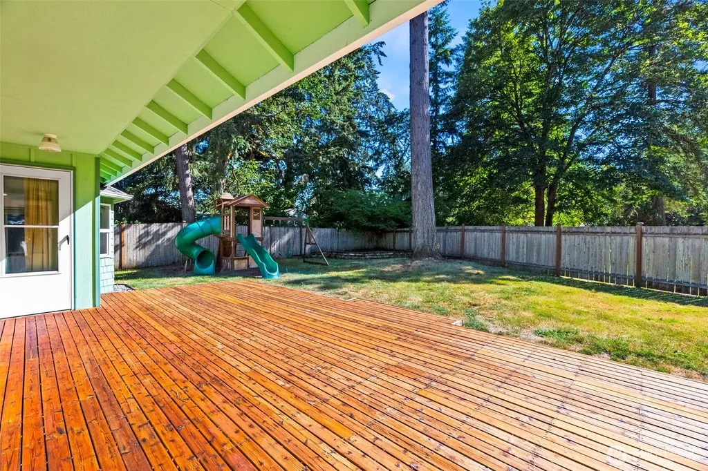 3930 Oxford Loop SE Lacey WA 98503