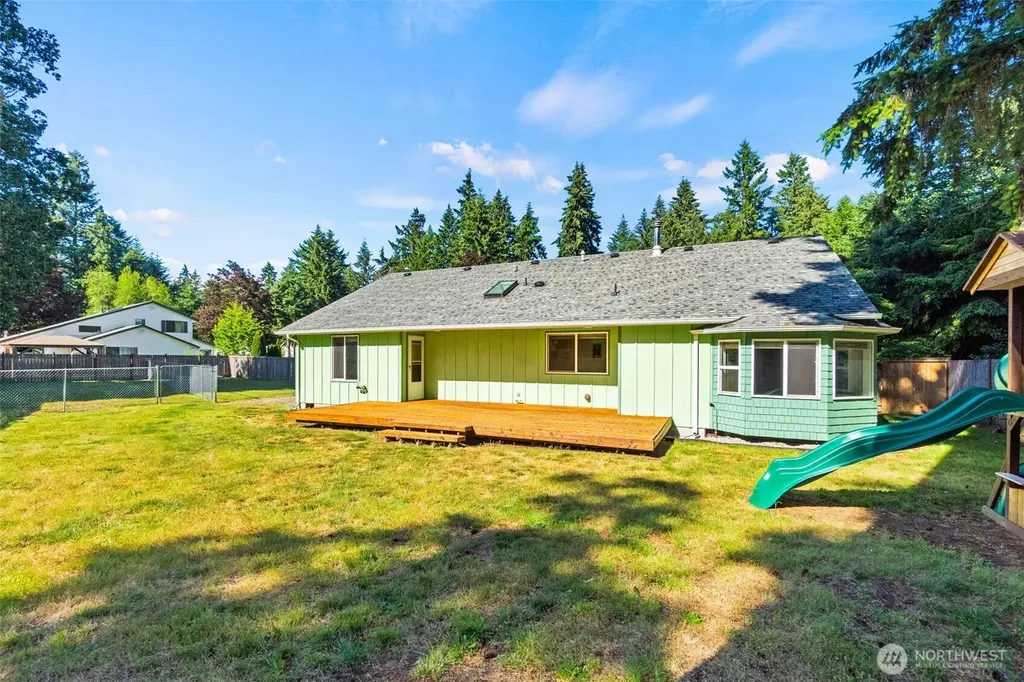 3930 Oxford Loop SE Lacey WA 98503