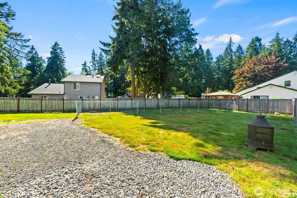 3930 Oxford Loop SE Lacey WA 98503