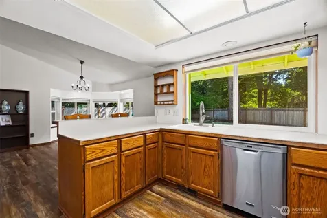 3930 Oxford Loop SE Lacey WA 98503