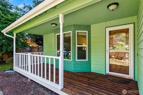 3930 Oxford Loop SE Lacey WA 98503