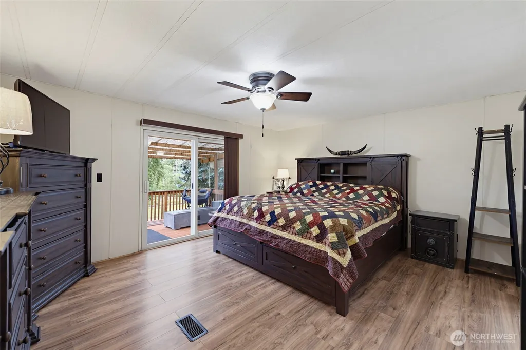 28522 158th Avenue E Graham WA 98338
