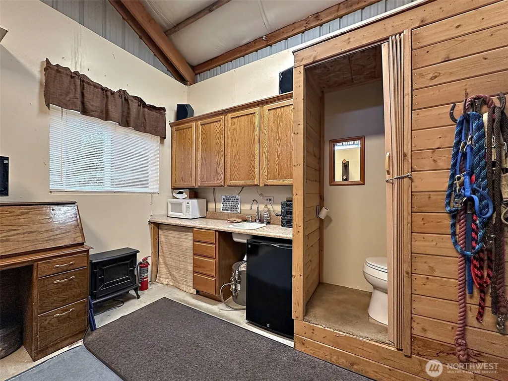 28522 158th Avenue E Graham WA 98338
