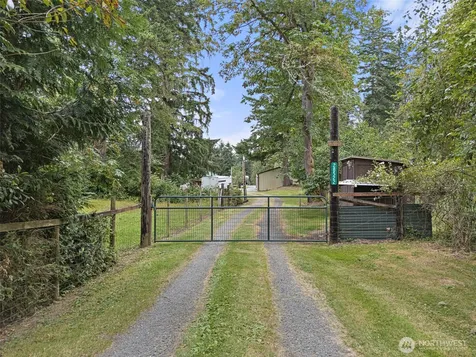 28522 158th Avenue E Graham WA 98338
