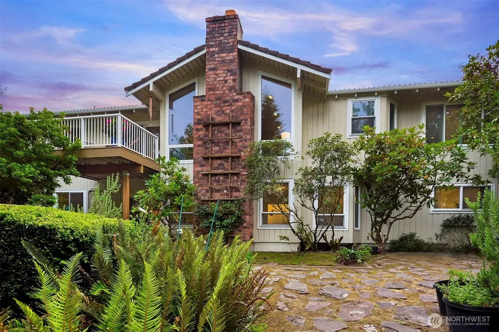 14130 SE 49th Place Bellevue WA 98006
