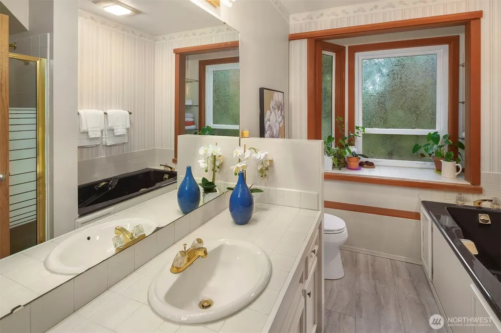 14130 SE 49th Place Bellevue WA 98006