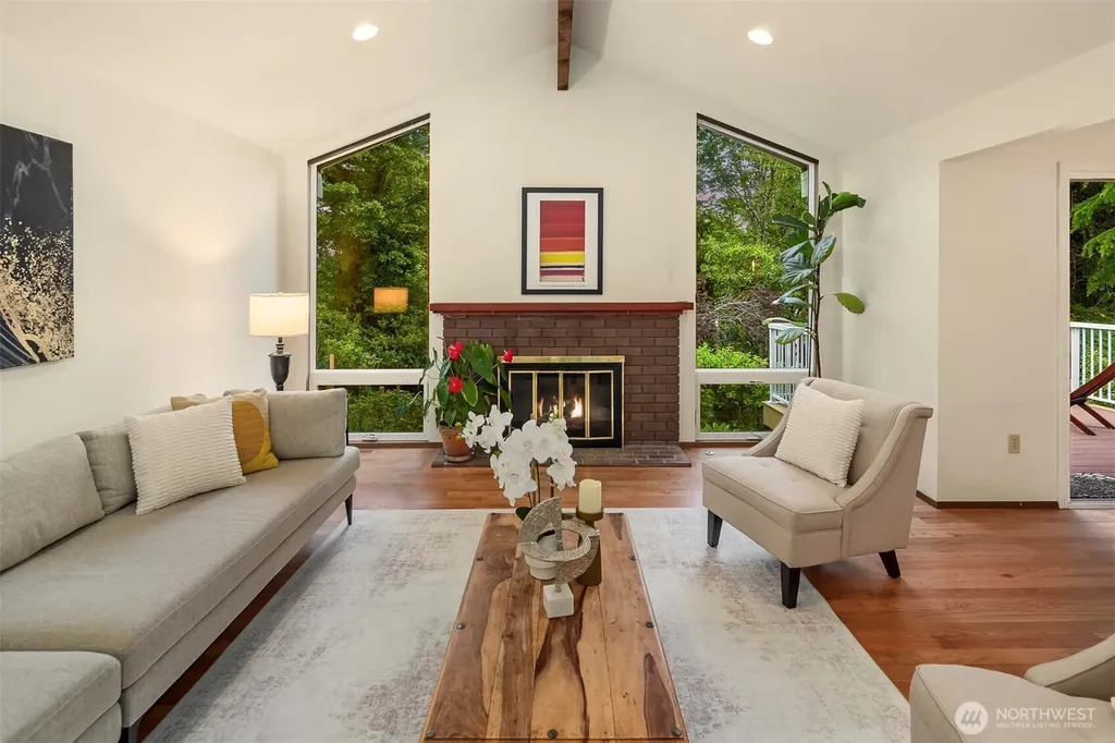 14130 SE 49th Place Bellevue WA 98006