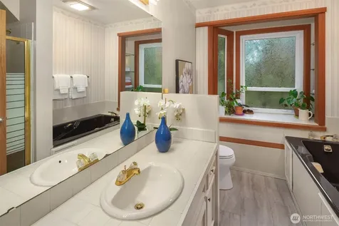 14130 SE 49th Place Bellevue WA 98006