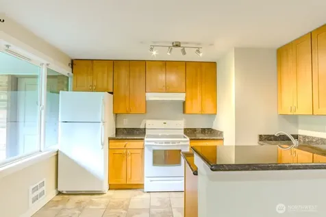 2211 Franklin Avenue E Seattle WA 98102