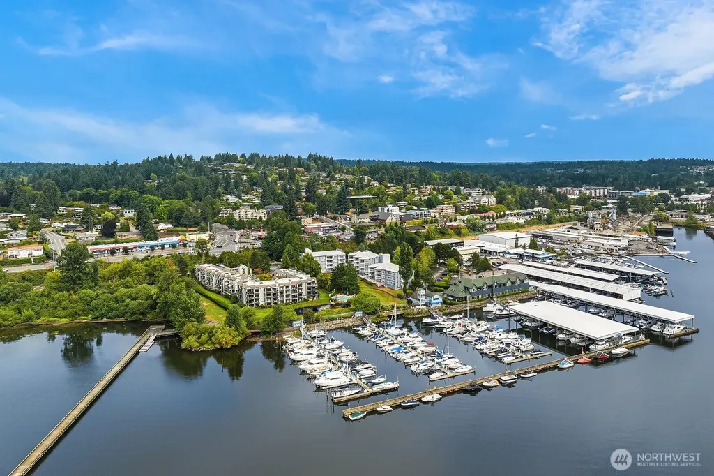 6121 NE 175th Street Kenmore WA 98028