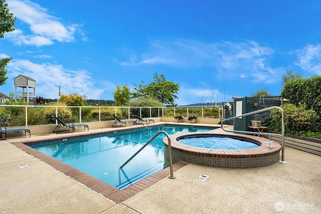 6121 NE 175th Street Kenmore WA 98028