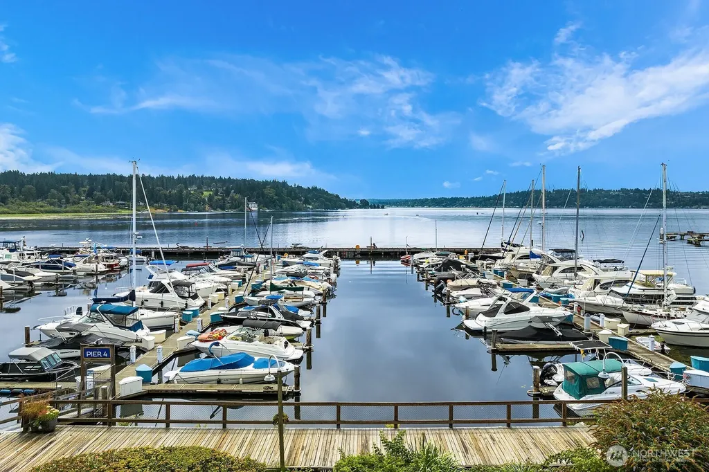 6121 NE 175th Street Kenmore WA 98028