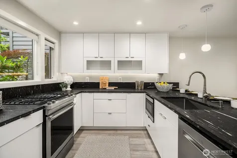 6121 NE 175th Street Kenmore WA 98028