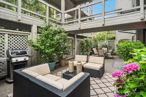 6121 NE 175th Street Kenmore WA 98028