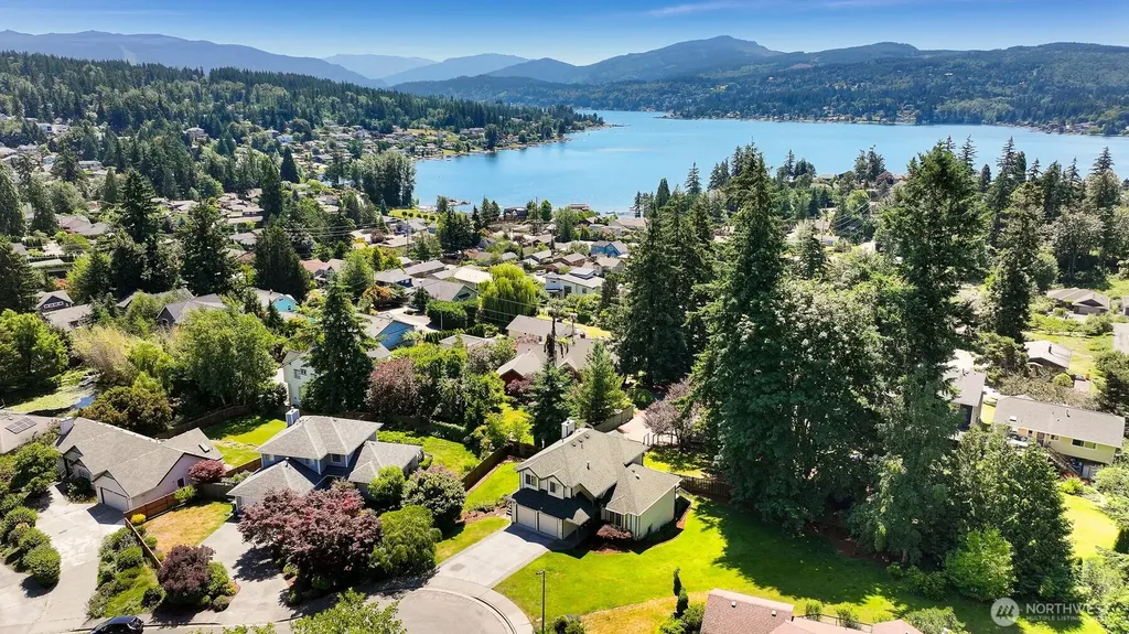 3502 S Grace Lane Bellingham WA 98226