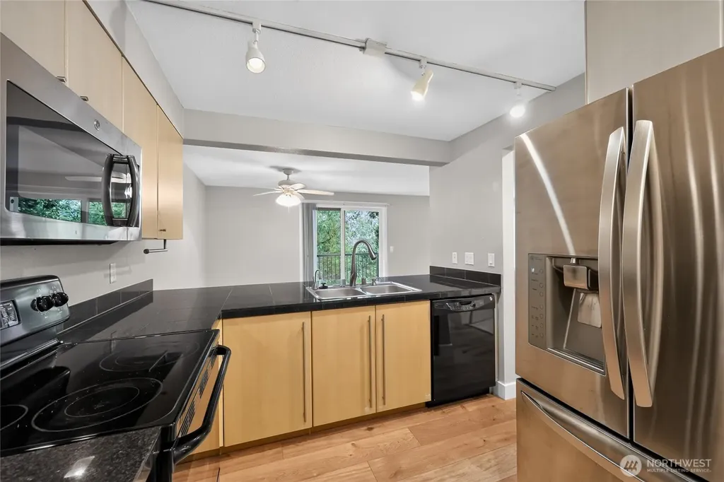 11313 NE 128th Street Kirkland WA 98034