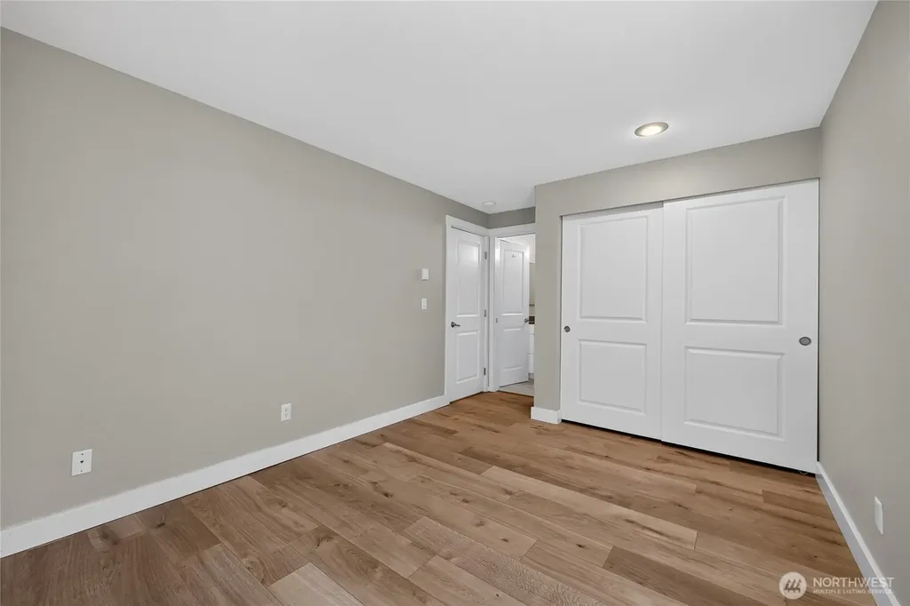 11313 NE 128th Street Kirkland WA 98034