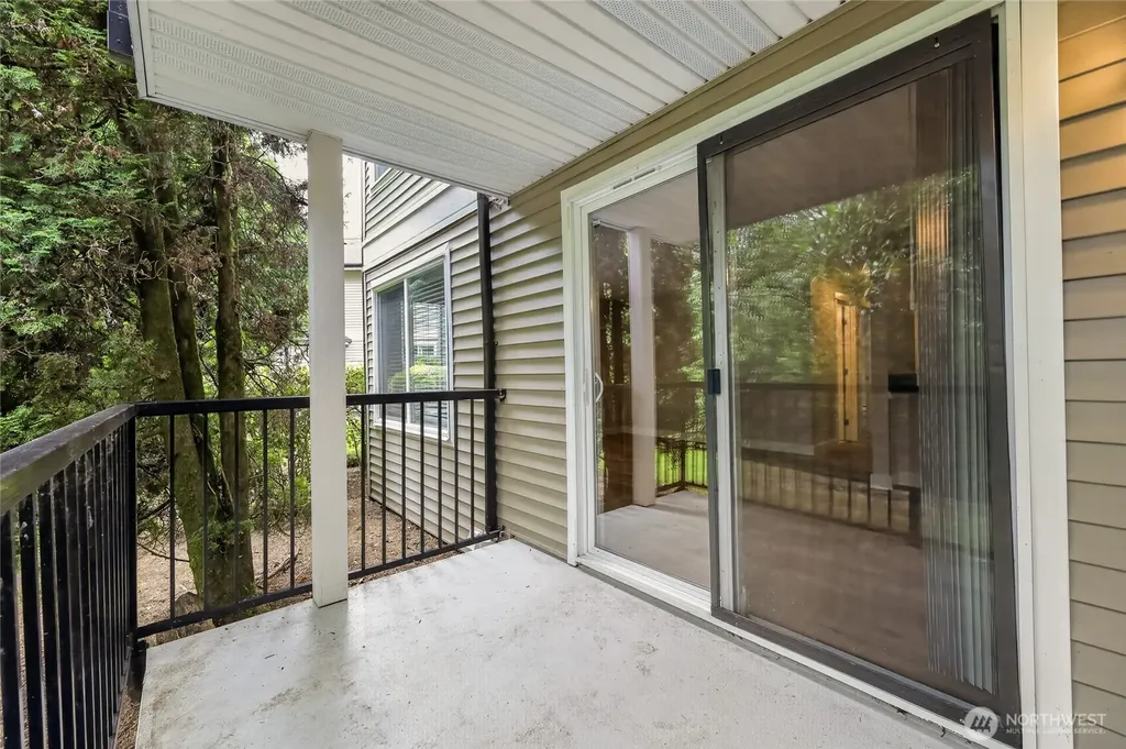 11313 NE 128th Street Kirkland WA 98034
