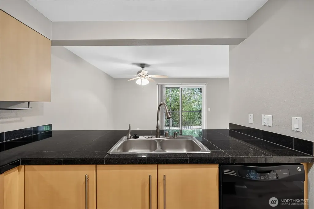 11313 NE 128th Street Kirkland WA 98034