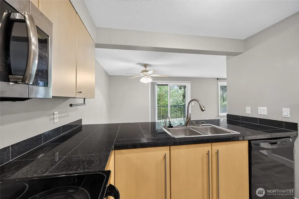 11313 NE 128th Street Kirkland WA 98034