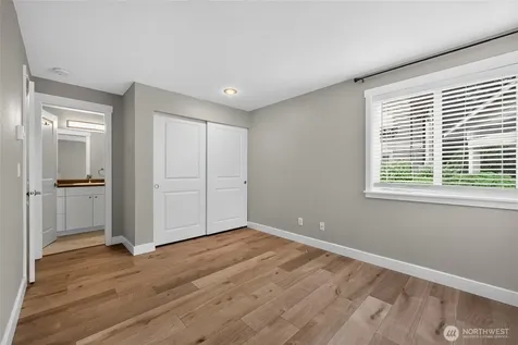 11313 NE 128th Street Kirkland WA 98034