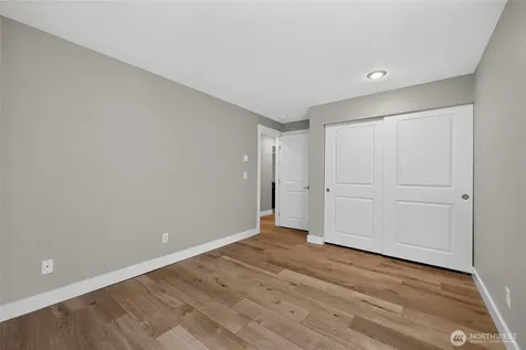 11313 NE 128th Street Kirkland WA 98034