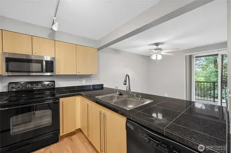 11313 NE 128th Street Kirkland WA 98034